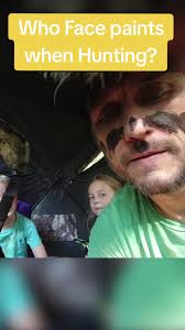 Best Way to Apply Face Paint for Hunting
