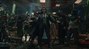 Loki is an american television series created by michael waldron for the streaming service disney+, featuring the marvel comics character of the same name.set in the marvel cinematic universe (mcu), it shares continuity with the films of the franchise and takes place after the events of the film avengers: Loki Disney Zeigt Den Zweiten Trailer Zur Nachsten Marvel Serie