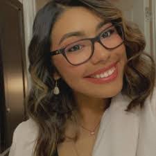 Rebecca Mier's Instagram, Twitter & Facebook