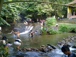 Untuk mencapainya memang dibutuhkan waktu yang tidak sedikit dengan kondisi jalan yang cukup melelahkan. Kunjungi Selangor Dan Lawati 7 Lokasi Air Terjun Menarik Rileklah Com