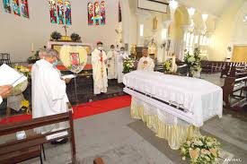 John's cathedral is located in kuala lumpur. Cardinal Anthony Soter Fernandez Buried In Cathedral Of St John Kl Malaysia Malay Mail