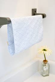 You can order june taylor's hanging towel kit available here at shabby it also occurred to me that a busy cook might even want to use a velcro closure for easy access. How To Make Hanging Kitchen Towels Heather Handmade