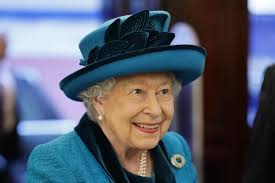 Platinum jubilee beacons will also be lit throughout the uk, channel islands, isle of man and uk during sunday a platinum jubilee pageant will also be staged in the capital featuring more than 5. Queen S Platinum Jubilee To Be Marked With Special Bank Holiday Weekend Swindon Advertiser