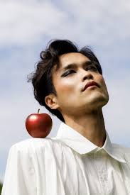 Myth Chapter 1 — YI CHEN LEE 李懿宸 Conceptual Portrait Still Life Photography