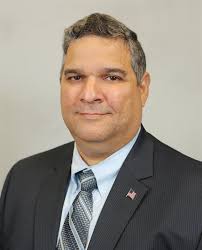 Lakes resident Daniel J. Alfonso named manager for City of Miami