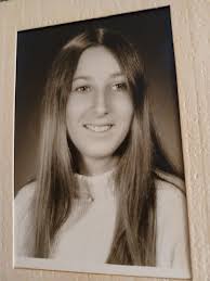 It's with deep sadness, I share the sudden passing of my dear friend Ellen  Porter Assante. She passed away early Sunday, February 27, 2022 after  learning she was terminally ill with colon