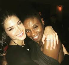Marie Avgeropoulos Octavia And Adina Porter Indra The 100 The 100 Show Marie Avgeropoulos