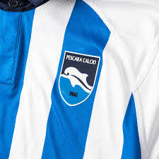 Pescara calcio a 5 is a futsal club based in pescara, abruzzo, italy. Pescara Heimtrikot 2018 19 Www Unisportstore De