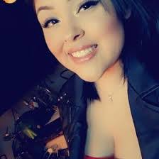 Monique Robles's Instagram, Twitter & Facebook