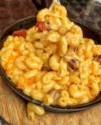 888 Likes 8 Comments Mac N Cheeeeese Macncheeeeese On Instagram Bacon Mac Anyone 5boroughfoodie Mom Food Food And Drink Mac And Cheese