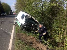 Unfall Schwerer Zusammenstoss Auf B8 In Hennef Kolner Stadt Anzeiger
