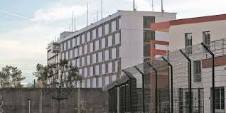 Les Riverains De La Prison De Gradignan Sont Excedes