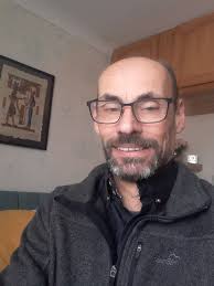 Hi I,m near Peterborough, I,m 53 looking for same age .I recently stopped  smoking..don't mind if you vape,I use to work at the soilsters in  peterbough. Mind you I was not great