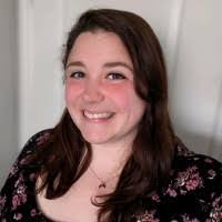 Cassandra Regan's Instagram, Twitter & Facebook