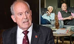 Gyles daubeney brandreth (born 8 march 1948) is an english writer, broadcaster, actor, and former politician. Gyles Brandreth Explains Why Ex Celebrity Gogglebox Co Star Sheila Hancock Left Show Celebrity News Showbiz Tv Express Co Uk