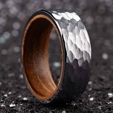 Silver Hammered Tungsten Carbide Wedding Ring Tungsten Wedding Band Men Natural Wood Inlay Mens Wedding Band Engagement Ring 8mm En 2020 Moda Hombre Hombres Flores