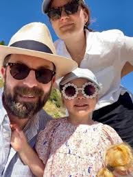 Happy birthday @sarahmaycock!! 🎉🎂🥳🎈😘 Let the good times roll ❤️💕🤩