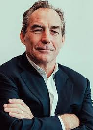 Aston Martin target Max Verstappen in £1BILLION deal for Red Bull's  four-time world champion to turn Formula One