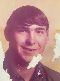 My dad was William Ronnie Watts and I want to know if anybody has any  pictures of my grandma Georgia watts 13 children or any other lots and  precise I live in