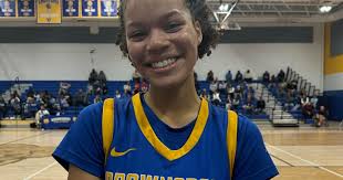 Girls Basketball Notebook: Brownsboro's Khyra Garrett takes weekly honor