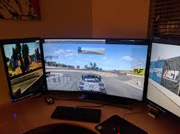Triple monitor backgrounds (aka triple screen wallpapers) are backgrounds that span three screens. Project Cars 2 Has Great Triple Screen Support For Different Sized Monitors Simracing