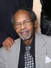 Janette Ewing's Instagram, Twitter & Facebook