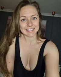 Let's begin the day with smile 😊👉 https://shorten.world/eDwrG