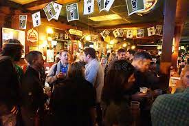 Crowded Irish Pub Photos Free Royalty Free Stock Photos From Dreamstime