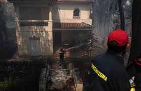 Κάηκαν σπίτια και αμάξια στη ροδόπολη (pics + vid» newsbomb.gr greek world news data 170 countries Qricmii1fhbvpm