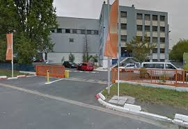 A 5 min de l'aéroport d'orly, notre parking couvert, entièrement clos et ouvert 7j/7 est la meilleure solution pour garer votre auto ou votre moto durant votre séjour. Booking Parking Quickparking Paris Orly Opngo