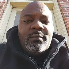 La Rucker's Instagram, Twitter & Facebook