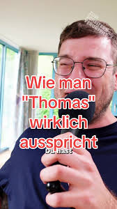 Die richtige Aussprache von Thomas im Podcast