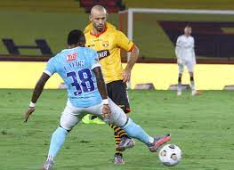 All information about barcelona sc (serie a segunda etapa) current squad with market values transfers rumours player stats fixtures news. Mascherano Almost Broke Playing For Barcelona Sc Football Sports Football24 News English