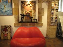 ダリ 美術館 フィゲラス 閉鎖