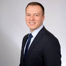 Ein attraktives produktspektrum aus den bereichen baufinanzierung und privatkredite bietet ihnen individuelle lösungen. Alexander Schneider Kreditsachbearbeiter Baufinanzierung Bausparspezialist Dsl Bank Eine Niederlassung Der Deutsche Bank Ag Xing