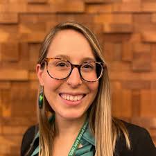 Monique Raymond's Instagram, Twitter & Facebook