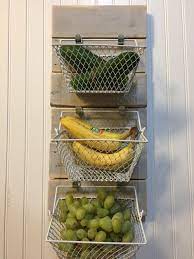 Folge deiner leidenschaft bei ebay! Diy Fruit Stand Pallet Boards Shabby Chic Dollar Store Baskets Fruit Basket Diy Gift Fruit Basket Diy Fruit Basket