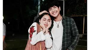 Randa septian, luna shabrina, kesha ratuliu, lavicky nicholas, elgi purnama, imam farissa, renna sonatalia, renna sonatalia terimakasihhh untuk semua yang sudah menonton dear nathan the series episode terakhirr!!! Tamat Netter Sayangkan Ending Menggantung Dear Nathan The Series