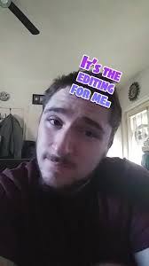 Damian Clapper's Instagram, Twitter & Facebook