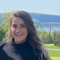 Kim Ensminger's Instagram, Twitter & Facebook