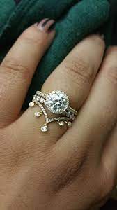 Chevron Or V Shaped Wedding Band Chevron Wedding Ring Engagement Ring Shapes Curved Wedding Band