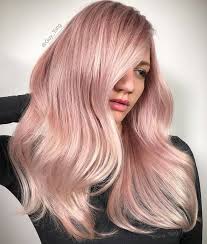 50 Unwiderstehliche Rose Gold Haarfarbe Sieht Aus Dass Sie Diesen Trend Abziehen Konnen Frauen Blog Cheveux Rose Couleurs De Cheveux A La Mode Cheveux