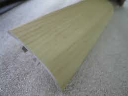 Barre de seuil diff de niveau hêtre blanc (3284) 0.93m. Premibel Parquet Barres De Seuil Allu Recouvert Votre Parquet Barr0018