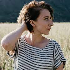 Erin Madeline's Instagram, Twitter & Facebook