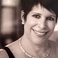 Linda Silver: the Travel Stylist‎