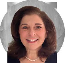 Gina Direnzo's Instagram, Twitter & Facebook