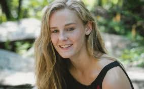 Samantha Hemphill's Instagram, Twitter & Facebook