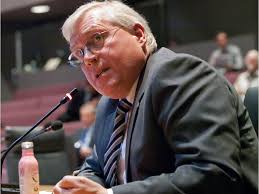 Young/old schism over sick leave in public service: Carleton professor