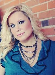 Chloe Weidman's Instagram, Twitter & Facebook