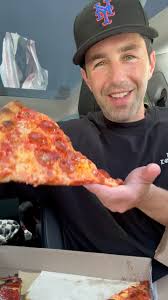 Mimmos mistake: Stuffed crust instead of pizza